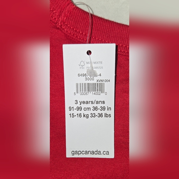 NWT: Mickey Mouse & Friends Long-Sleeved T-shirt; from GAP; Size 3; Red w/B & W - Picture 3 of 8